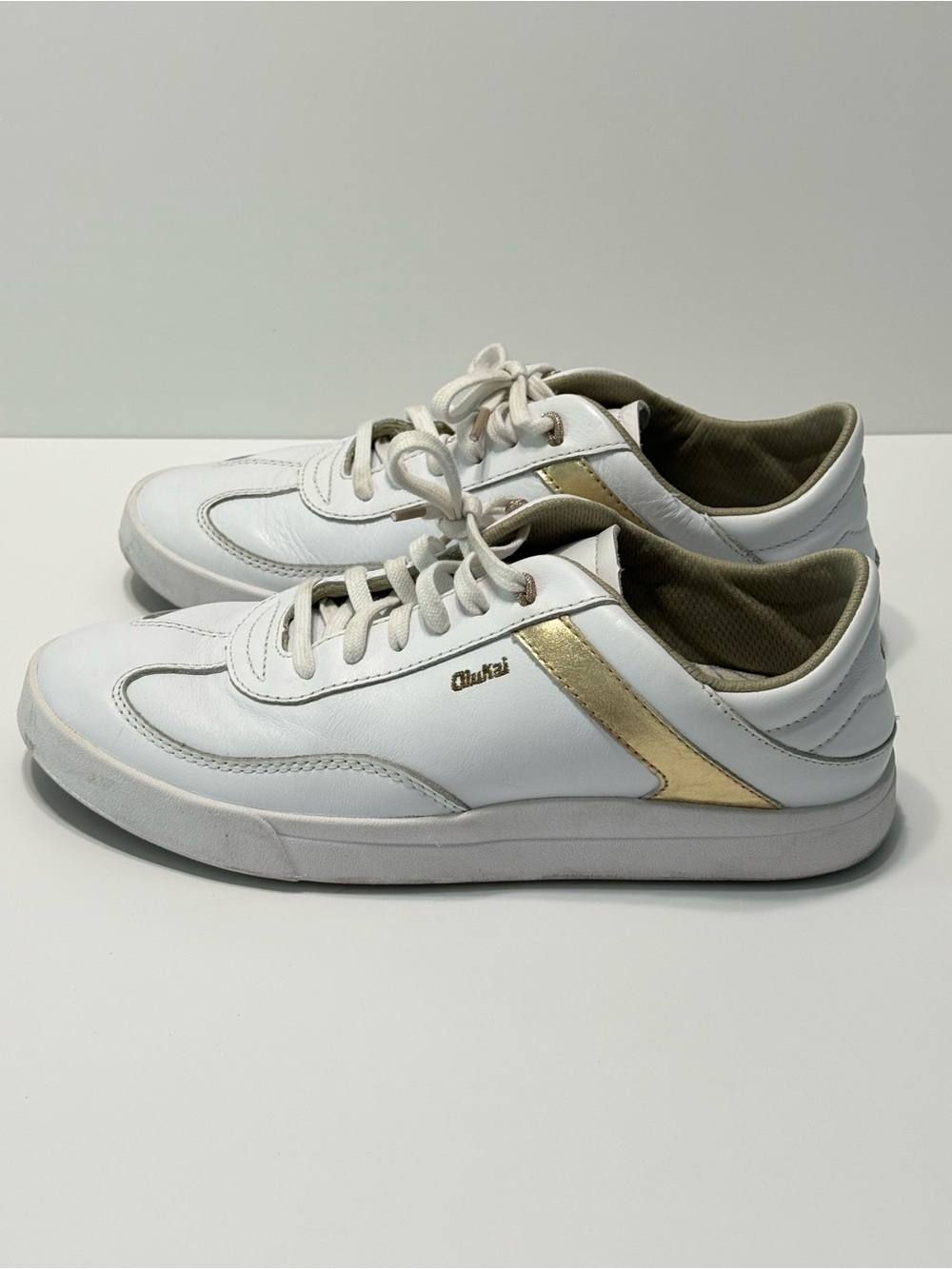 Olukai Ha'upu White Leather Sneakers Deop Heel Women’s Size 9